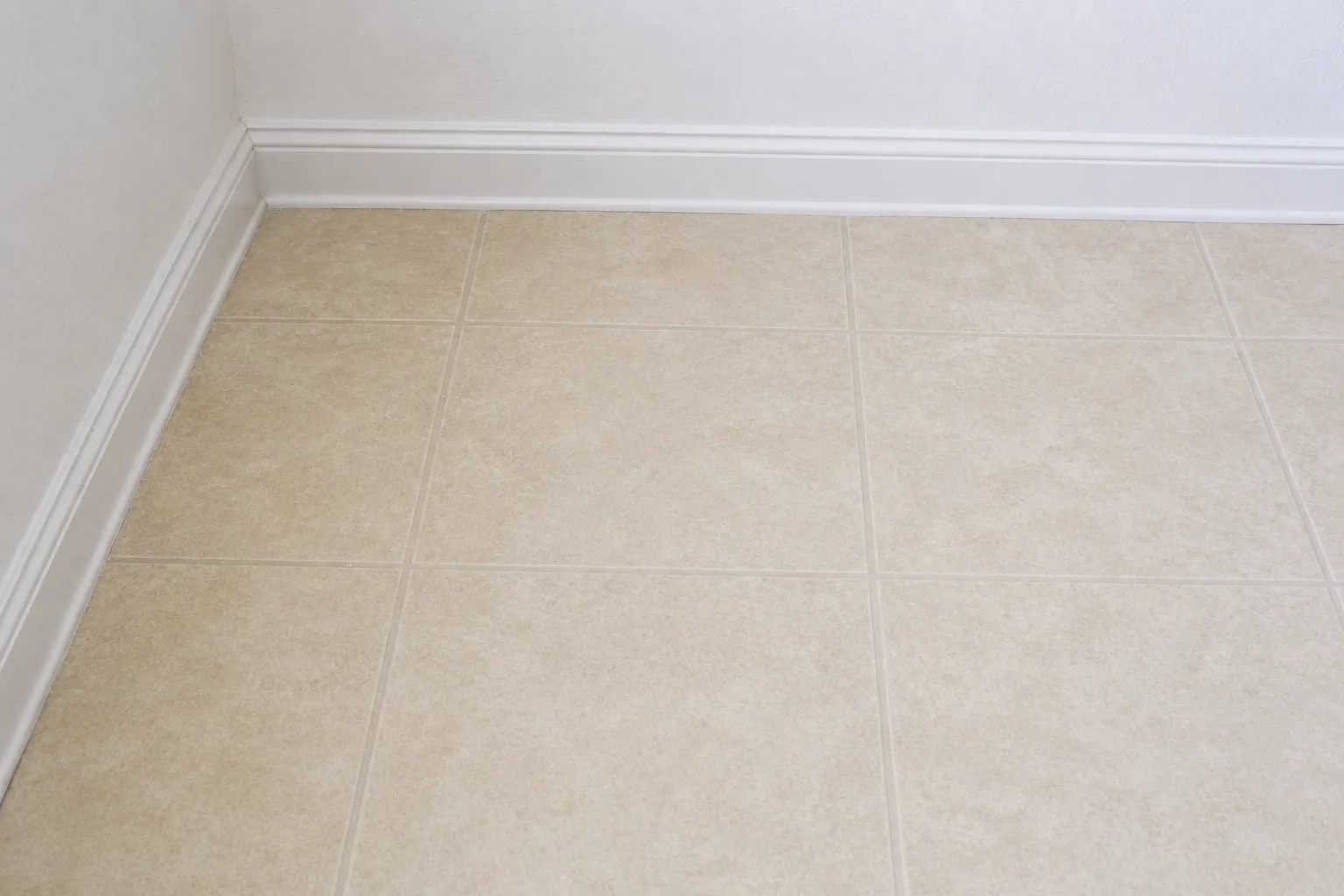 Same floor and baseboards fully cleaned and restored after Vortex mold remediation